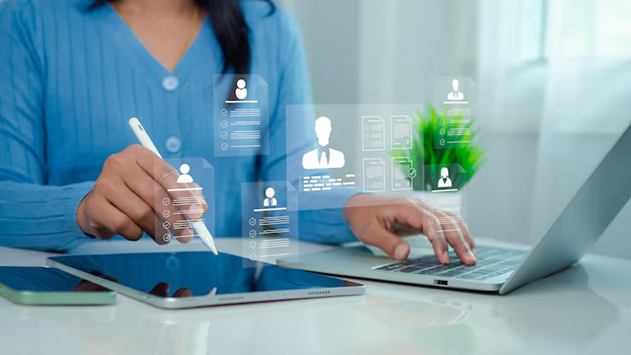 How HR Software Has Changed Over Time: From Paperwork to Powerhouse Smart Tools